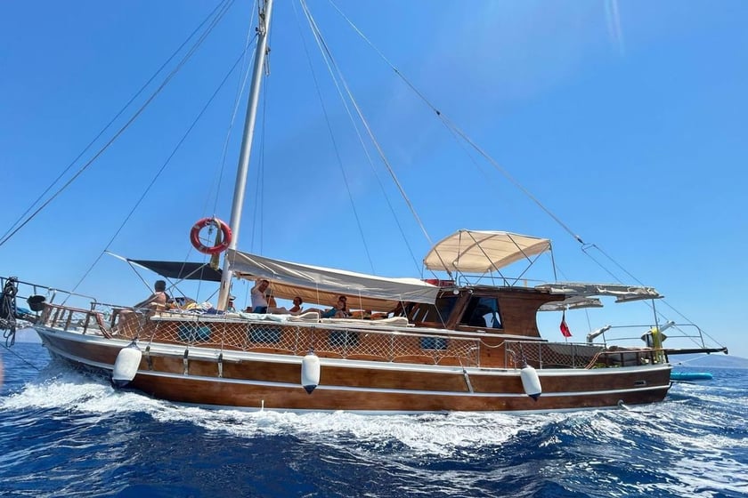 Datca Gulet 3 Kabine 6 Liegeplätze 6 Gäste 15 m Nummer des Inserats: #9443 3