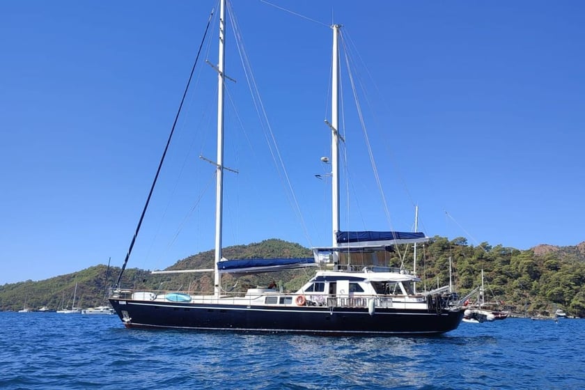 Fethiye Gulet 4 cabin 8 berths 8 guests 28 m Listing Number: #9449 2