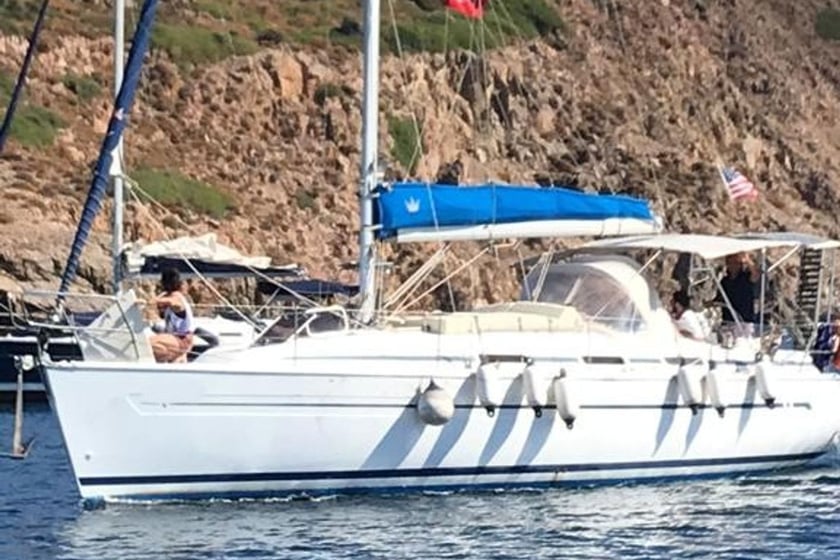 İzmir Yelkenli 3 kabin Konaklama 6 kişi Seyir 6 kişi 36 ft İlan No: #9467