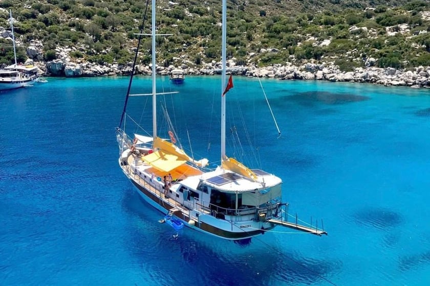 Datca Gulet 5 cabin 10 berths 10 guests 20 m Listing Number: #9482 4