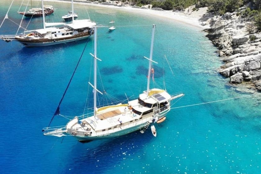 Datca Gulet 5 cabin 10 berths 10 guests 20 m Listing Number: #9482 3