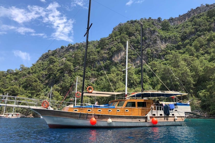 Fethiye Gulet Cabine 5  10  slaapplaatsen 10  gasten 20 m Lijstnummer: #9515