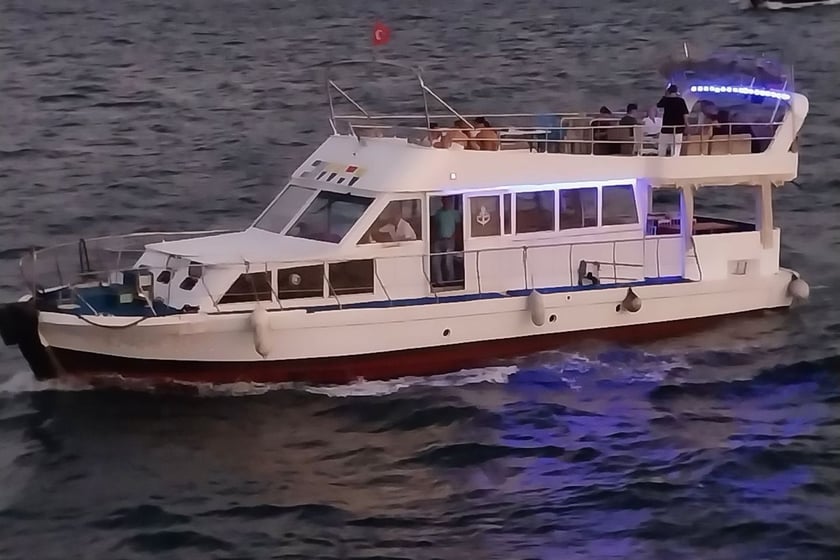 Eminönü Motoryat   Seyir 34 kişi 16 m İlan No: #9567 3