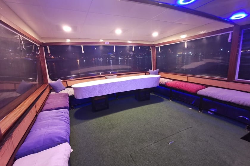 Eminönü Motoryat   Seyir 35 kişi 15 m İlan No: #9570 5