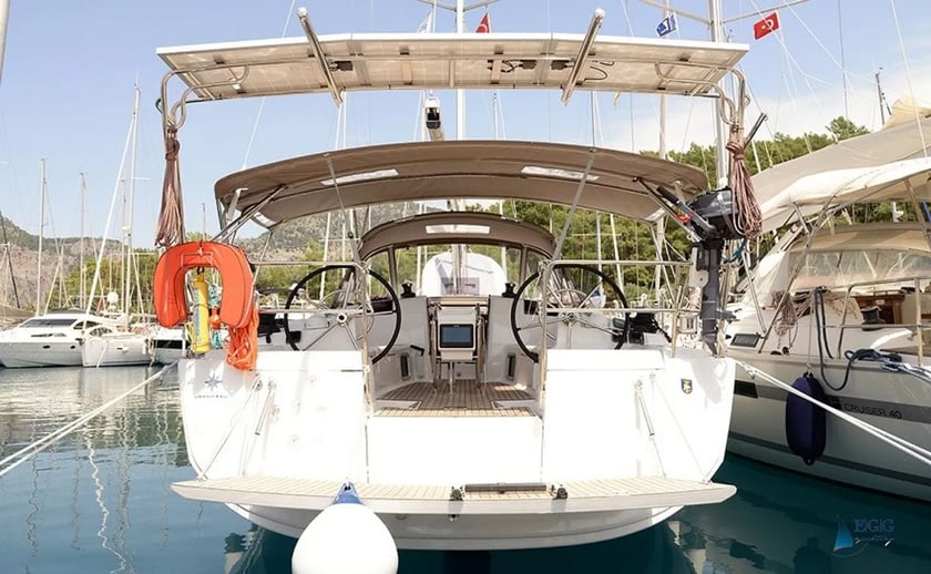 Gocek Zeilboot Cabine 3  6  slaapplaatsen 6  gasten 12.76 m Lijstnummer: #9601 2