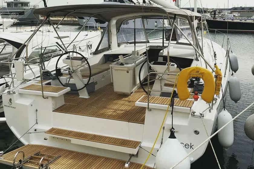 Gocek Zeilboot Cabine 3  6  slaapplaatsen 8  gasten 14.6 m Lijstnummer: #9604 3