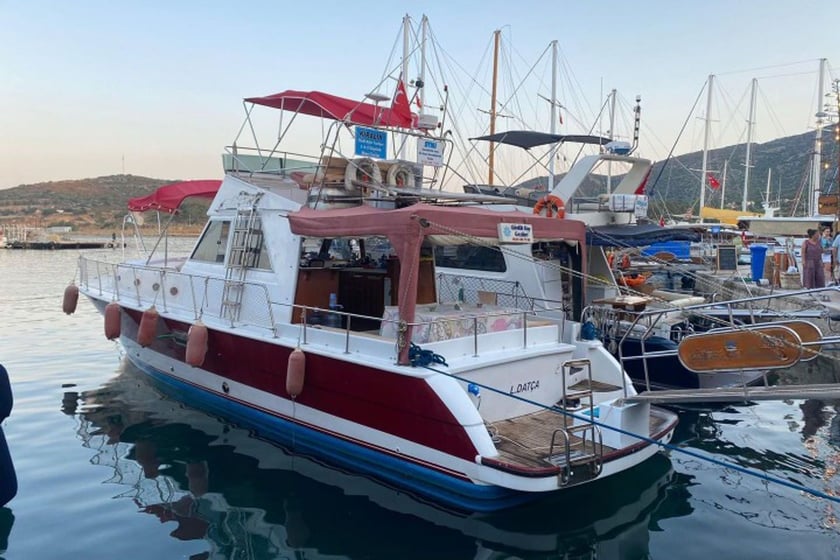 Datca Motor Yacht 3 cabin 6 berths 6 guests 14.5 m Listing Number: #9629 3