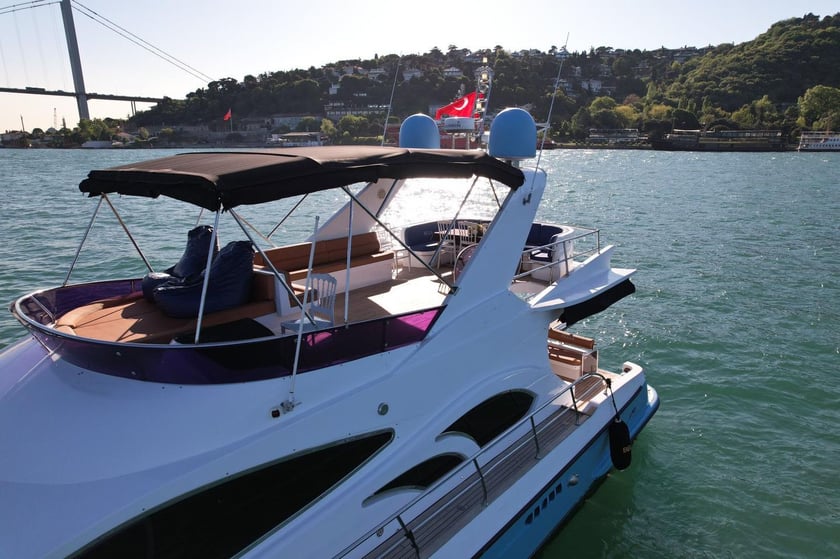 Kurucesme Motorjacht Cabine 4  12  slaapplaatsen 12  gasten 20 m Lijstnummer: #9673 3