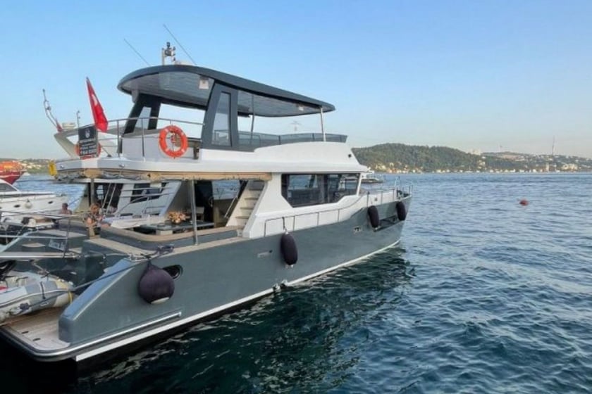 Bebek Motor Yacht   10 guests 18.2 m Listing Number: #9692 2