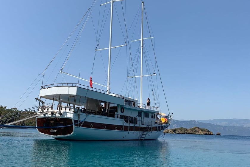 Selimiye Gulet 9 cabin 25 berths 25 guests 32 m Listing Number: #9702 2