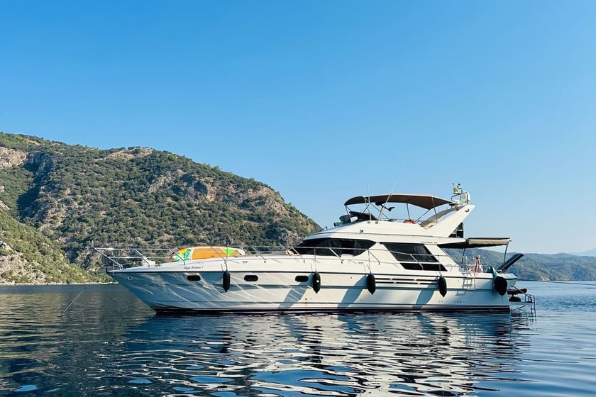 Gocek Motor Yacht 3 cabin 6 berths 6 guests 55 ft Listing Number: #9749 5