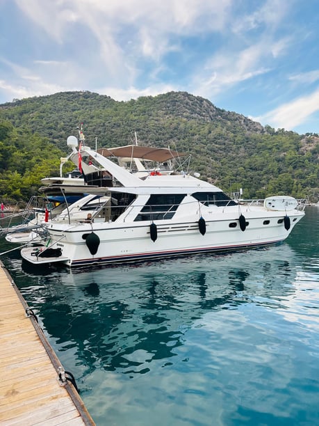 Gocek Motor Yacht 3 cabin 6 berths 6 guests 55 ft Listing Number: #9749