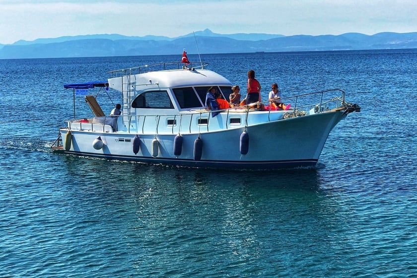 Ayvalik Yacht à moteur   Invités 10  13 m Numéro de l'annonce: #9773 4