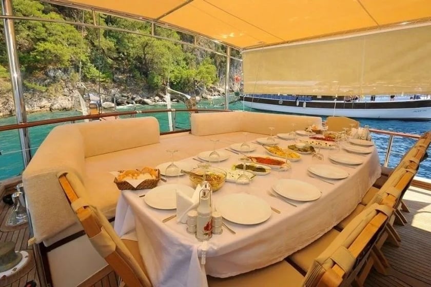 Kerkira Gulet 4 Kabine 9 Liegeplätze 9 Gäste 24 m Nummer des Inserats: #9806 3