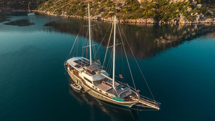Bozburun Gulet 5 cabin 10 berths 10 guests 25 m Listing Number: #9834