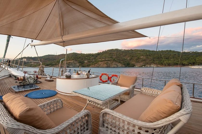 Kas Gulet Cabine 8  16  slaapplaatsen 16  gasten 32 m Lijstnummer: #9837 4