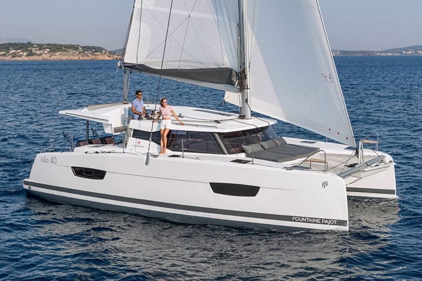 Marmaris Catamaran 4 cabin 10 berths 10 guests 11.93 m Listing Number: #9853 2