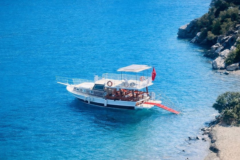 Selimiye Gulet   Seyir 12 kişi 13 m İlan No: #9884 2