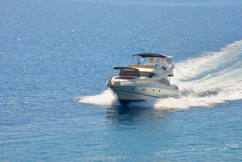 Göcek Motoryat 4 kabin Konaklama 8 kişi Seyir 8 kişi 24 m İlan No: #9885 3