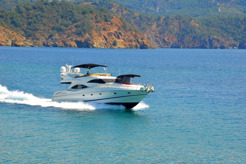 Göcek Motoryat 4 kabin Konaklama 8 kişi Seyir 8 kişi 24 m İlan No: #9885 4