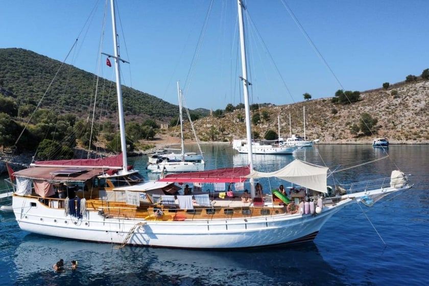 Demre Gulet Cabine 7  14  slaapplaatsen 14  gasten 24 m Lijstnummer: #9894 5