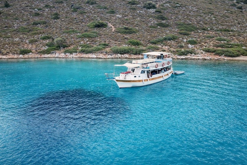 Selimiye Gulet   Seyir 24 kişi 15 m İlan No: #9912 3