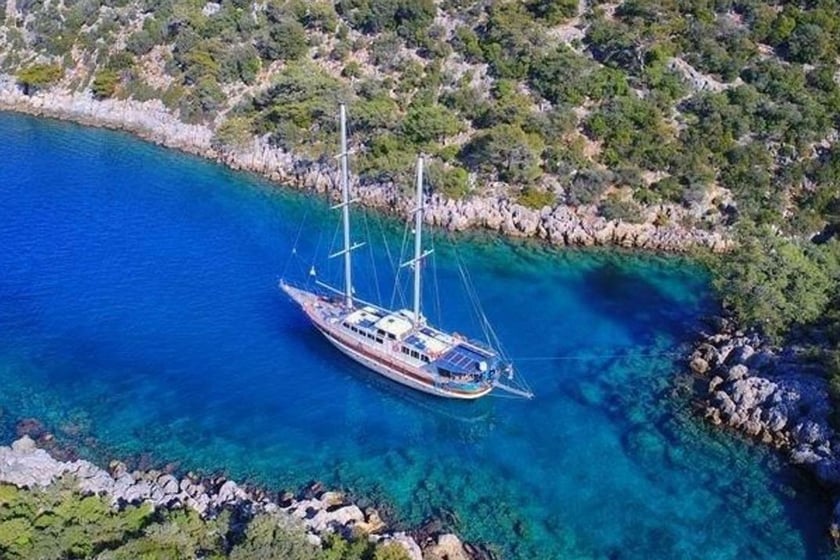 Gocek Gulet 6 cabin 12 berths 12 guests 28 m Listing Number: #9942