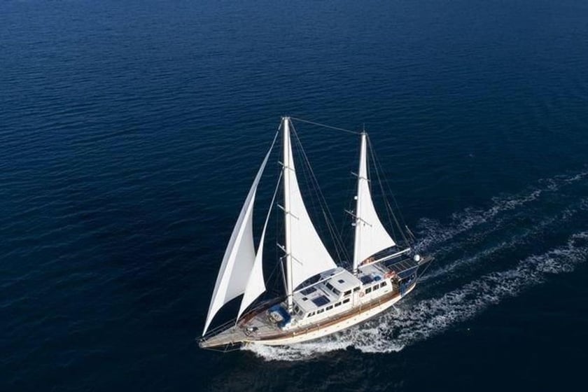 Gocek Gulet 6 cabin 12 berths 12 guests 28 m Listing Number: #9942 2