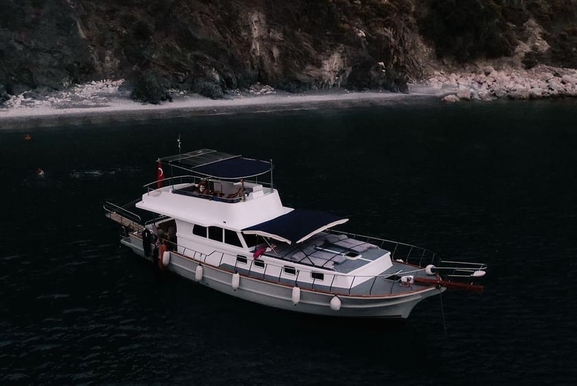 Selimiye Gulet 3 cabin 6 berths 6 guests 15 m Listing Number: #9965