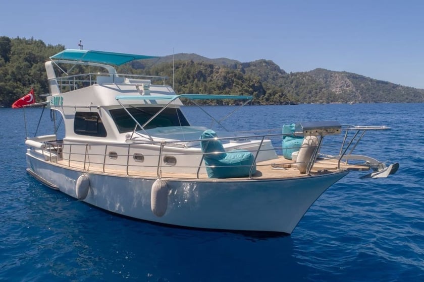 Fethiye Motor Yacht 1 cabin  8 guests 11.6 m Listing Number: #9967