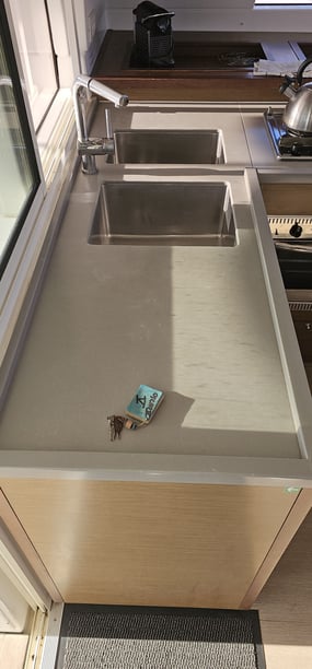 Martinique Catamaran 6 cabin 12 berths 12 guests 13.96 m Listing Number: #999 5