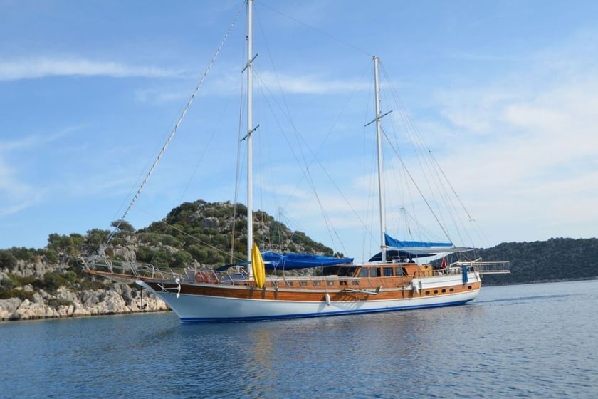 Fethiye Gulet 9 cabin 20 berths 20 guests 26 m Listing Number: #9993