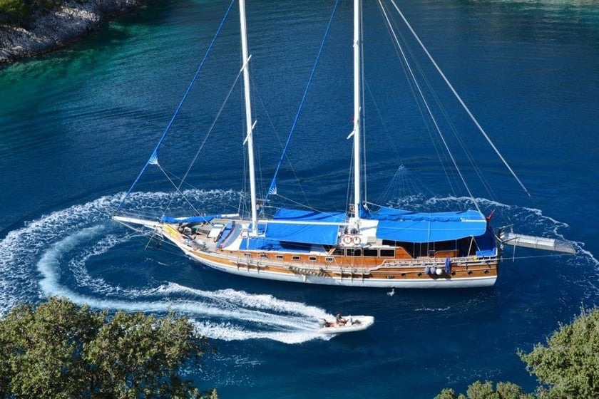 Fethiye Gulet 8 cabin 16 berths 16 guests 28 m Listing Number: #9994 5