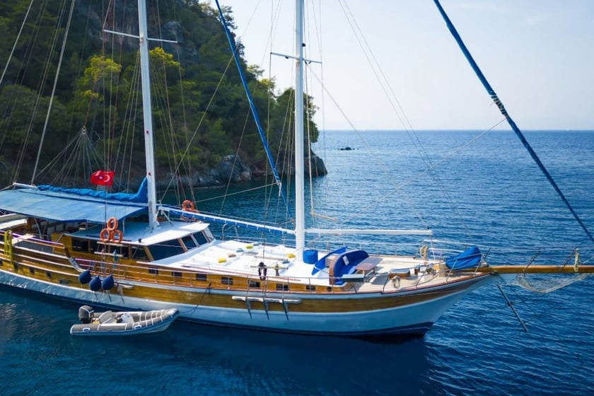 Fethiye Gulet 8 cabin 16 berths 16 guests 28 m Listing Number: #9994 3