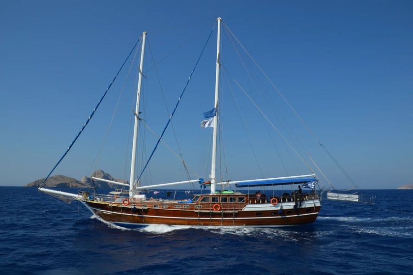 Fethiye Gulet 8 cabin 16 berths 16 guests 26 m Listing Number: #9996