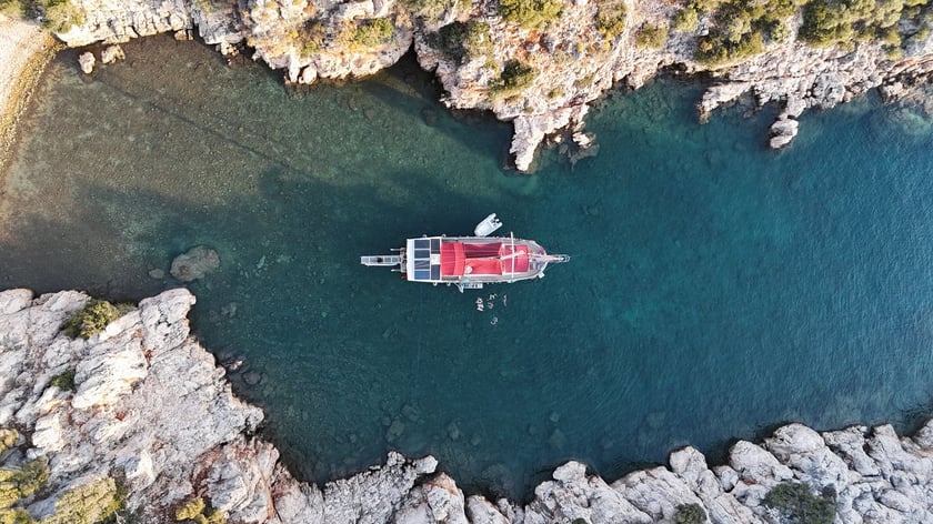 Kas Gulet 3 cabin 6 berths 6 guests 16 m Listing Number: #9997 5