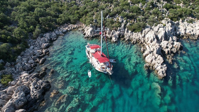 Kas Gulet 3 cabin 6 berths 6 guests 16 m Listing Number: #9997 4