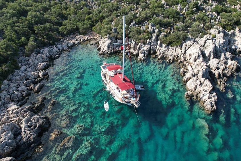 Kas Gulet Cabine 3  Couchettes 6  Invités 8  16 m Numéro de l'annonce: #9997 2